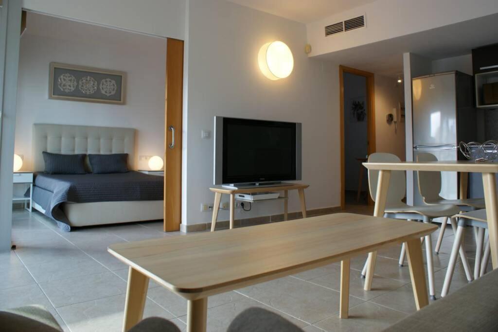 Apartamento En Roses Con Parking Y Piscina Appartement Buitenkant foto