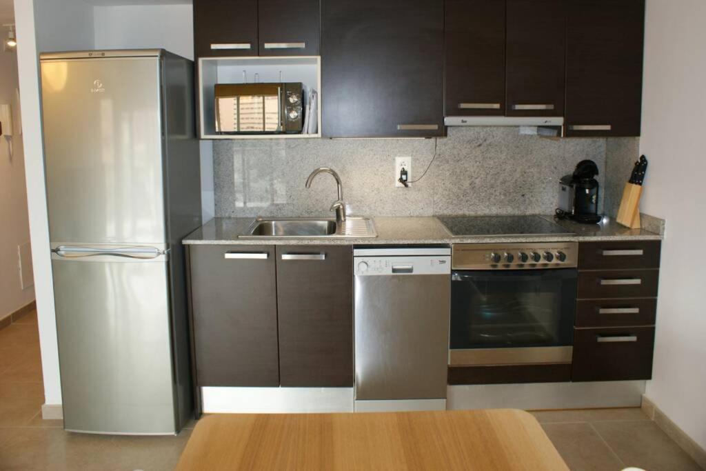 Apartamento En Roses Con Parking Y Piscina Appartement Buitenkant foto